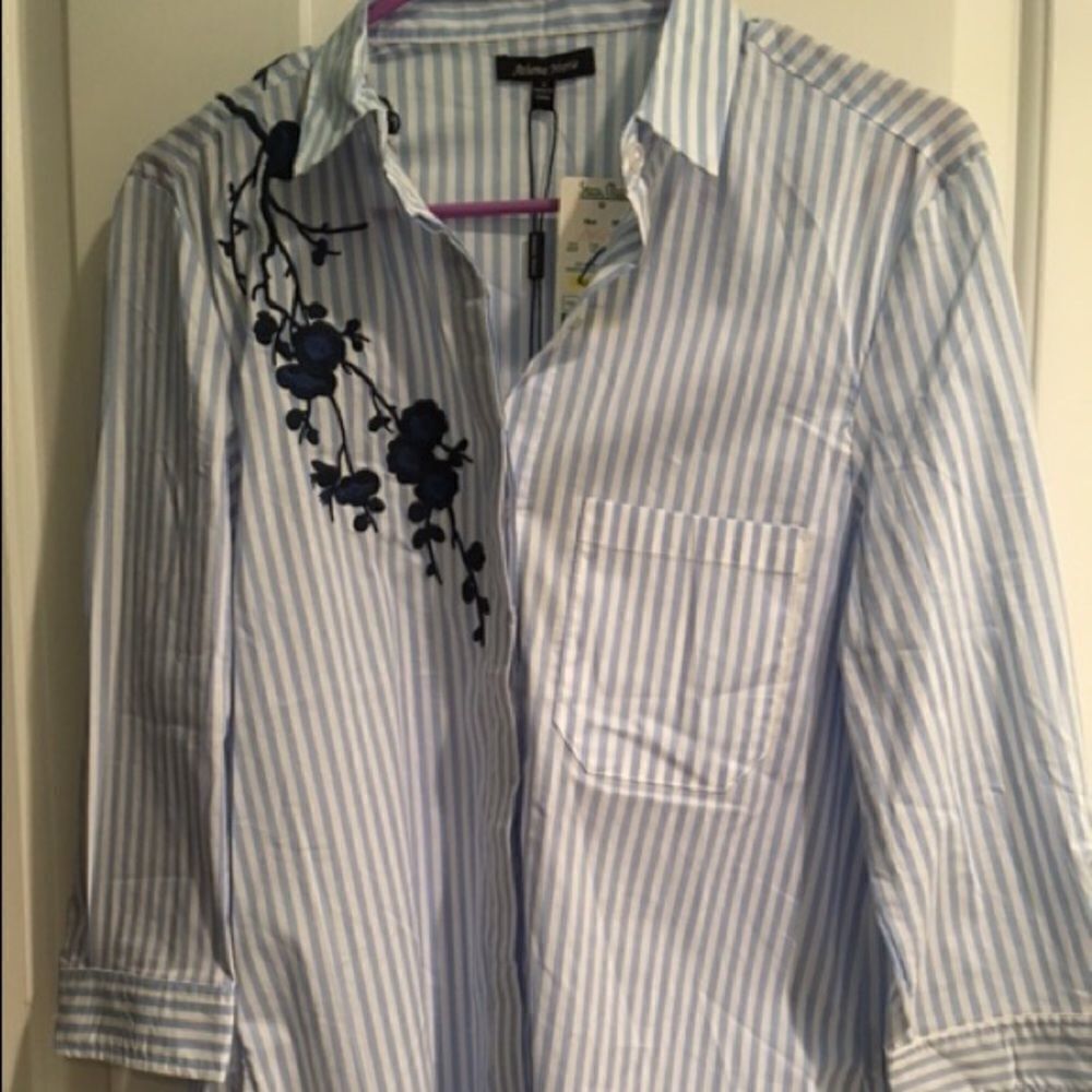 NWT Women's Athena Marie Button Down